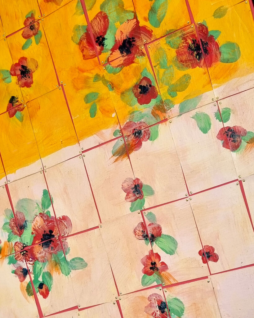 Mixed Media Kunst, rosafarbene Blüten