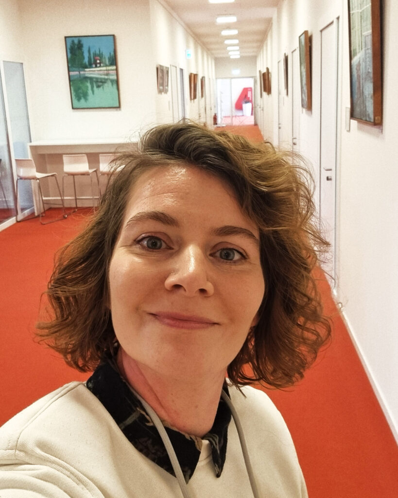 Künstlerin Annett Wagner, Ausstellung Landtag Brandenburg