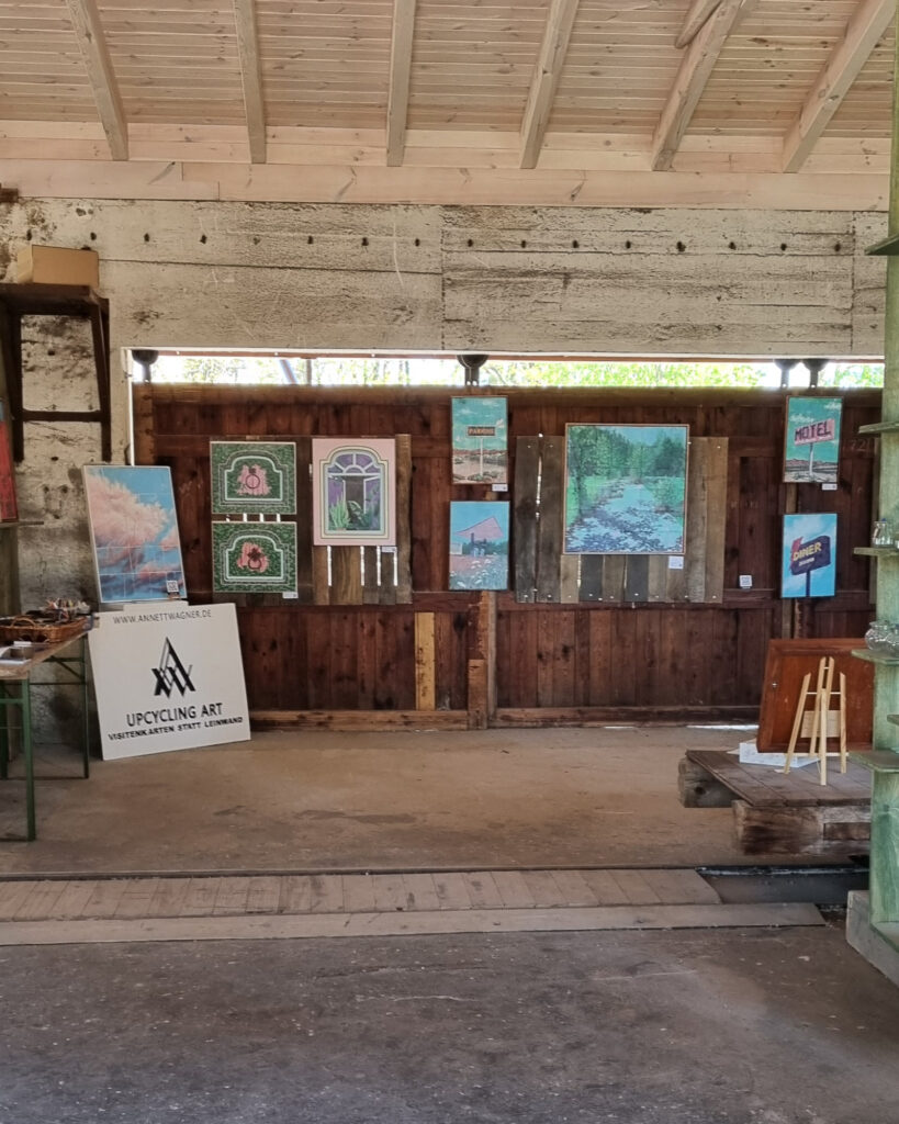 Ausstellung von Kunstwerken im Sägewerk der Spreewaldklinik Lübben